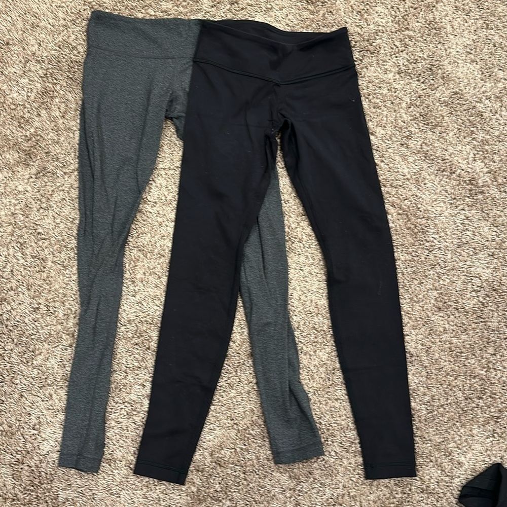 Lulu Lemon leggings black and grey size 6
